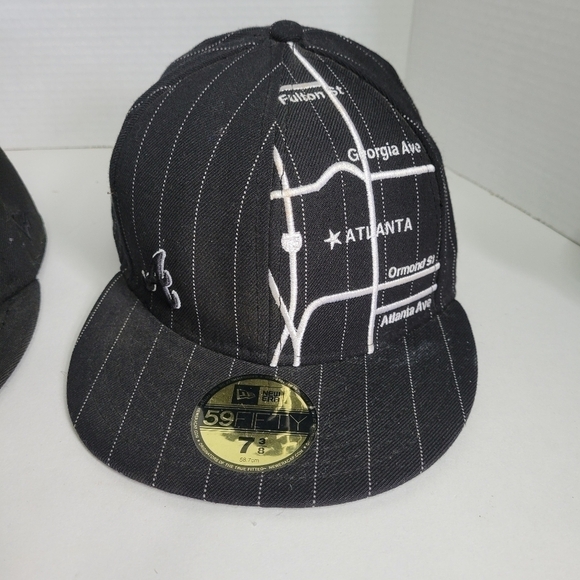 New Era 59Fifty ATLANTA BRAVES City Map Black Hat 7 3/8 Fitted Set Of 2 - Picture 3 of 13